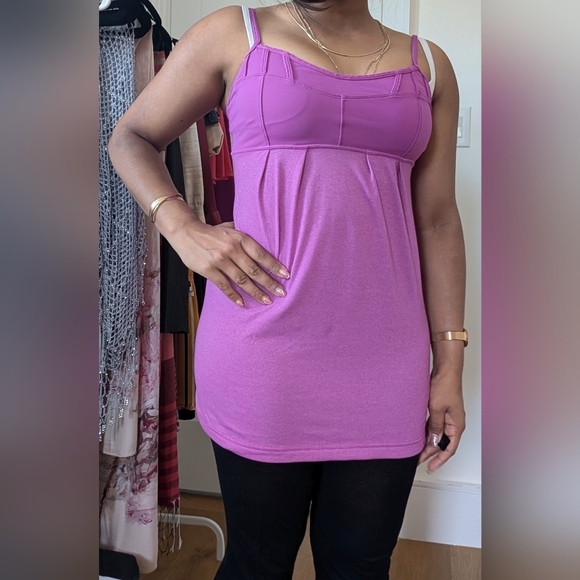 Lululemon athletic wear tank top with built-in bra - Picture 3 of 3